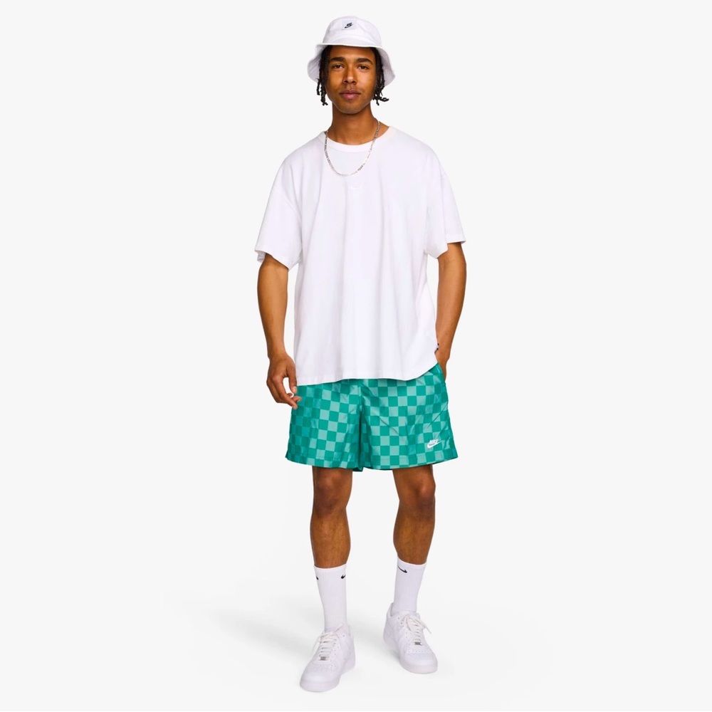 Nike Men’s Club Flow Checker Shorts